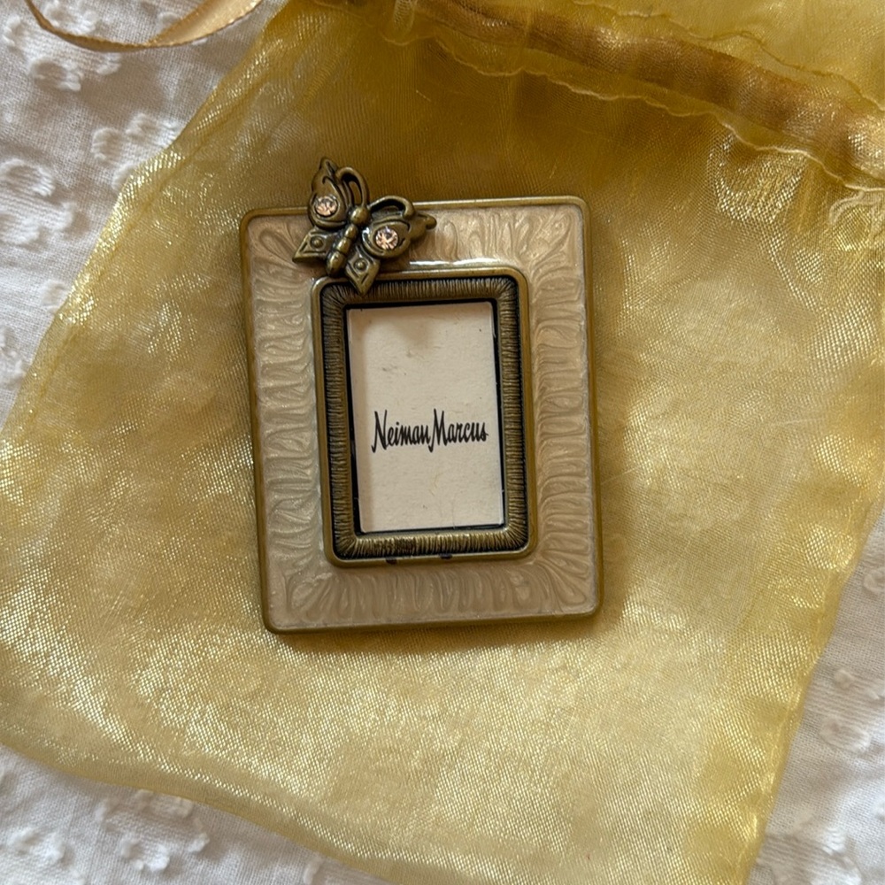 Jay Strongwater Small Butterfly Picture Frame/Clip